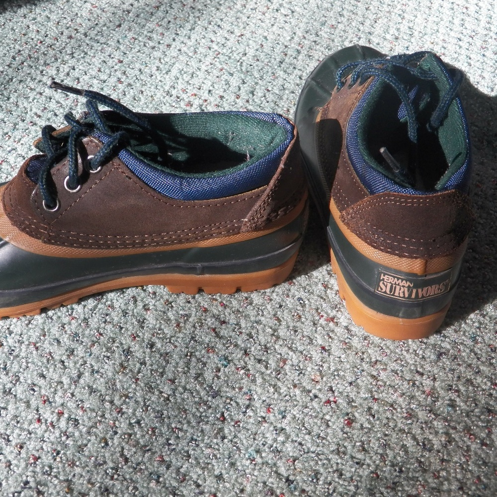 Herman Survivors Womens Size 8